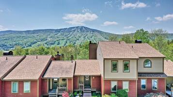 Apartment (4 Bedrooms) | Front of property