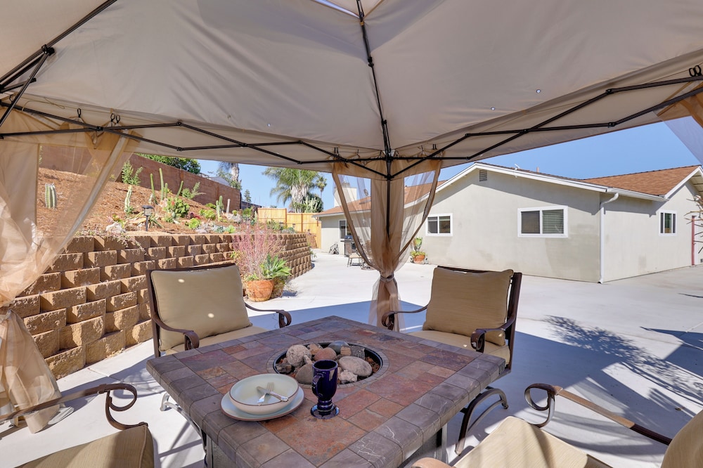 Sunny Vista Vacation Rental Home: 12 Mi to Beach!