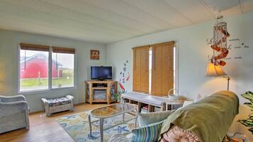 Cottage (2 Bedrooms) | Interior