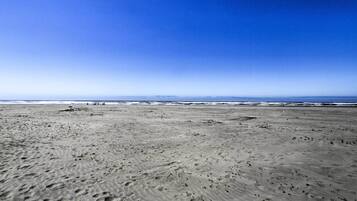 Cottage (2 Bedrooms) | Interior