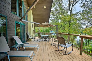 House (3 Bedrooms) | Interior - Waterfront Highland Lake Home w/ Deck + Dock (Highland Lakes)