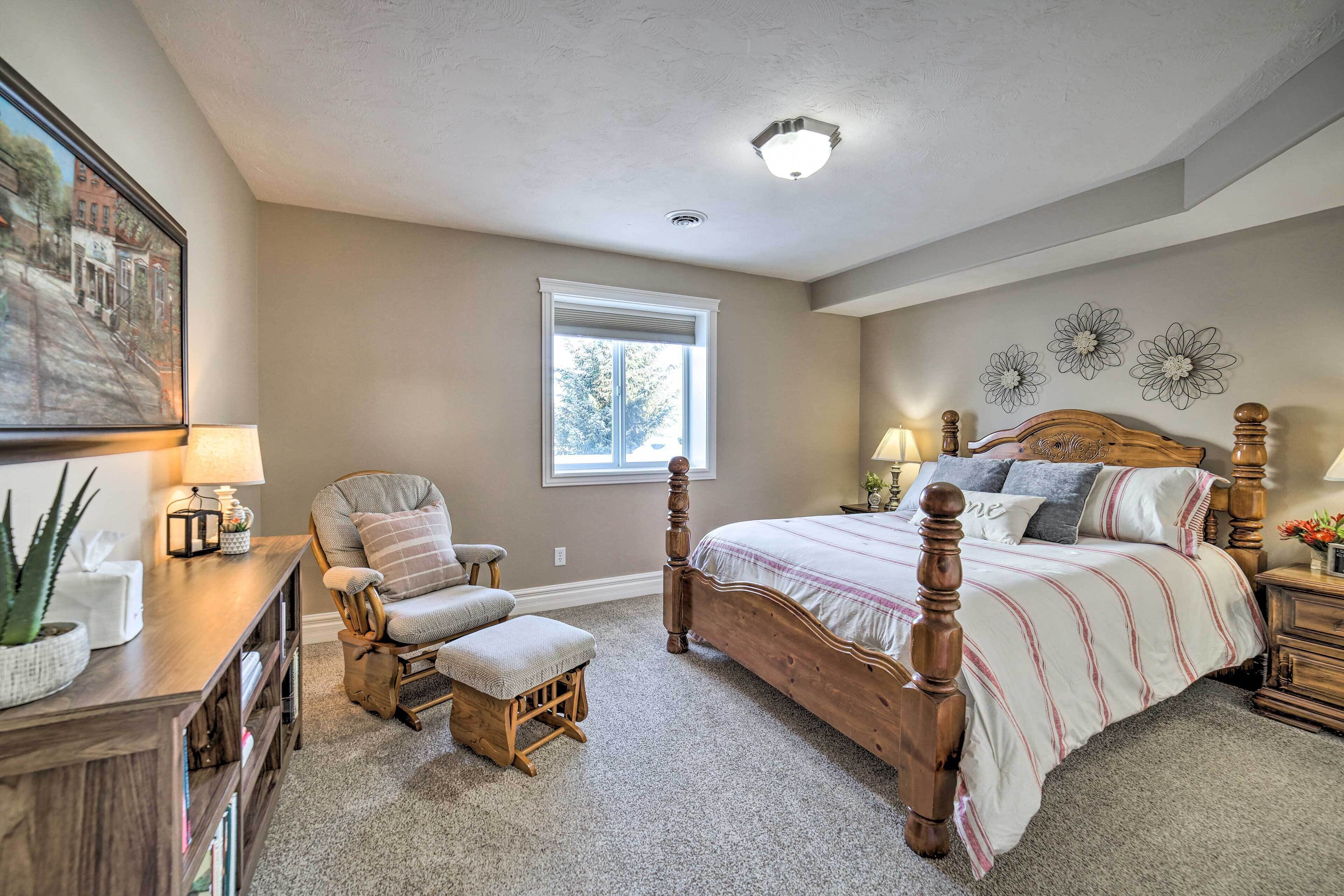 House (Multiple Bedrooms) | Interior