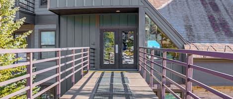 Apartment (1 Bedroom) | Interior