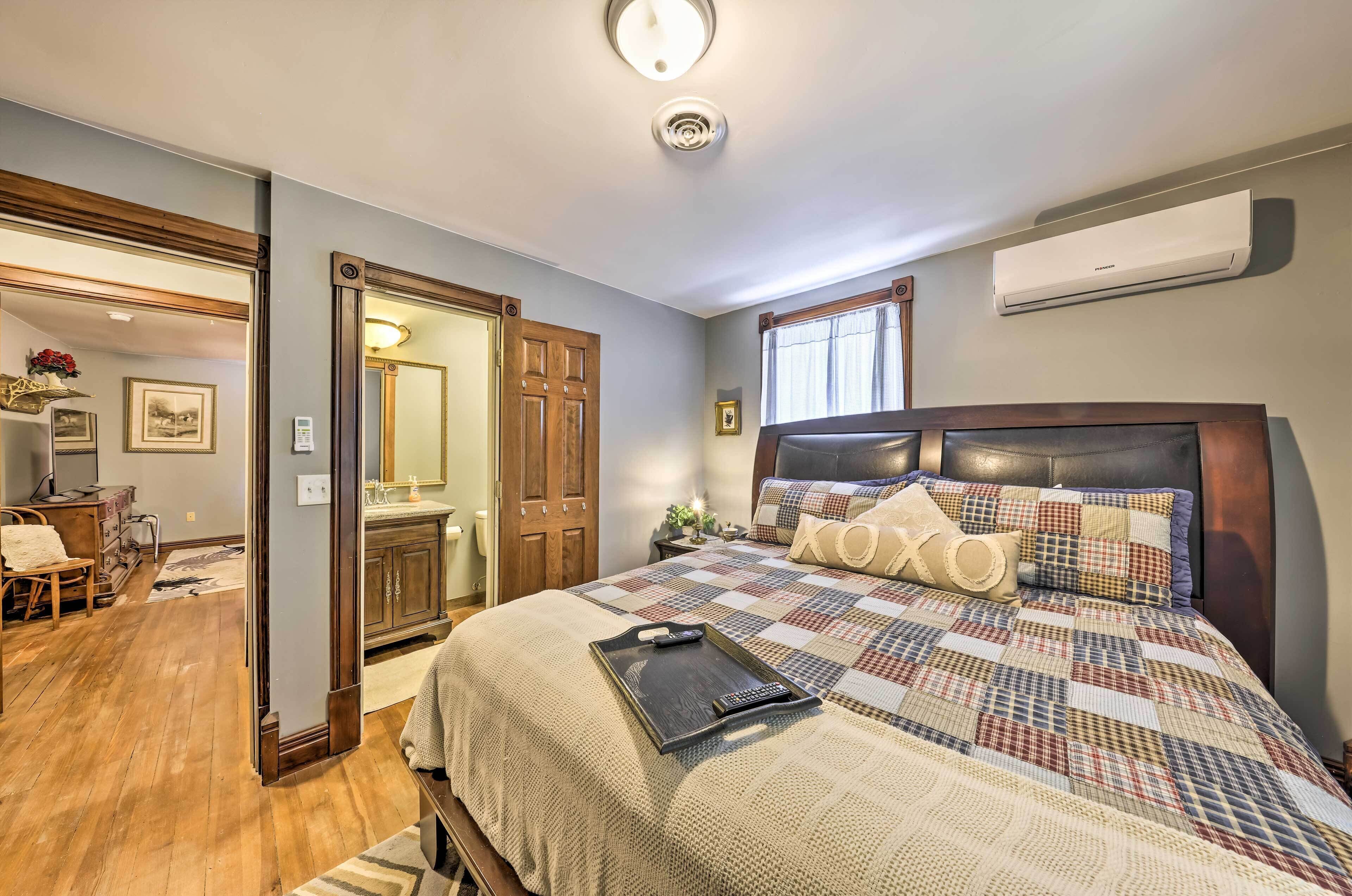 House (3 Bedrooms) | Interior