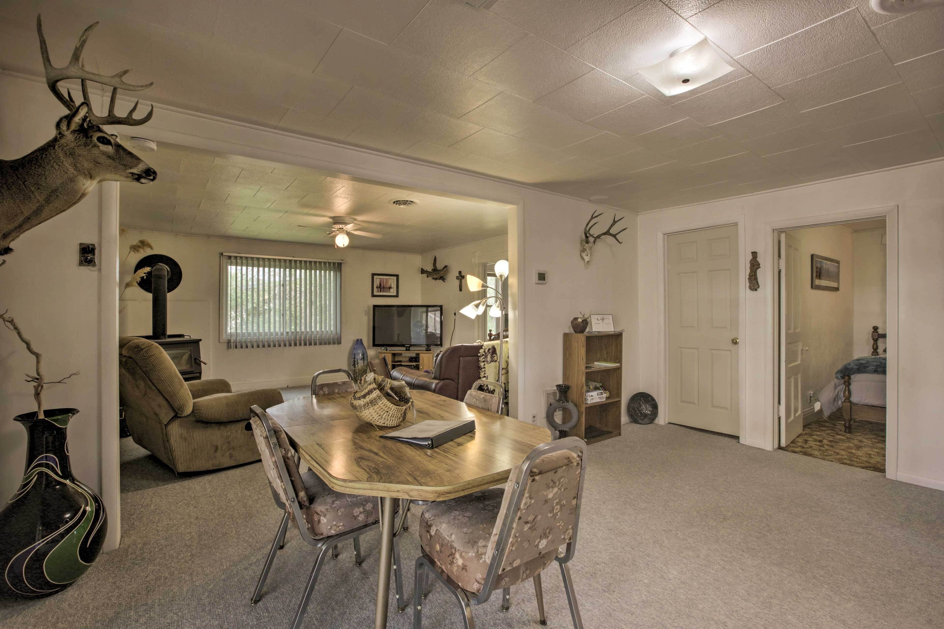 House (3 Bedrooms) | Interior