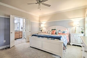 House (4 Bedrooms) | Interior - Resort Amenities & Screened Porch: Ocean View Home (Ocean View)