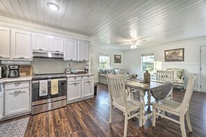 Cottage (2 Bedrooms) | Interior - Waterfront Dunlap Cottage: Large Yard + Views (Dunlap)