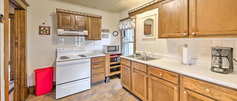 House (2 Bedrooms) | Interior