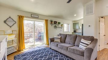 House (1 Bedroom) | Interior