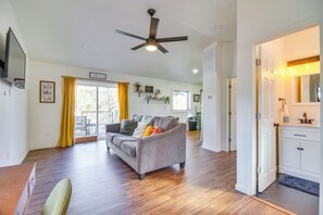 House (1 Bedroom) | Interior