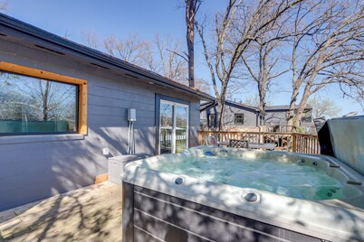 Deck & Boat Dock: Lakefront Cabin in Eucha!