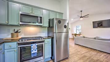 House (1 Bedroom) | Interior