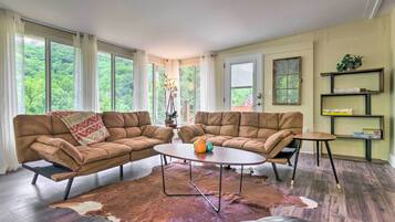 Cottage (2 Bedrooms) | Bahagian dalam