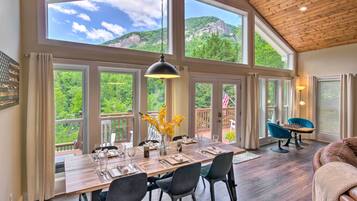 Cottage (2 Bedrooms) | Interior