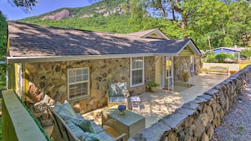 Cottage (2 Bedrooms) | Interior