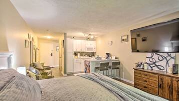 Apartment (0 Bedroom) | Interior