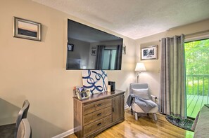 Apartment (0 Bedroom) | Interior