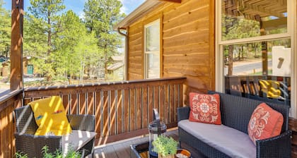 Woodland Park Apartment: Forest Views + Deck!