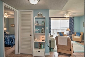 Apartment (1 Bedroom) | Interior - Waterfront Gulf Shores Condo w/ Patio, Pier & Pool (Gulf Shores)