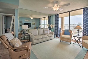 Apartment (1 Bedroom) | Interior - Waterfront Gulf Shores Condo w/ Patio, Pier & Pool (Gulf Shores)