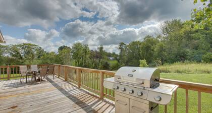 Albany Family Lake Getaway Near State Parks!