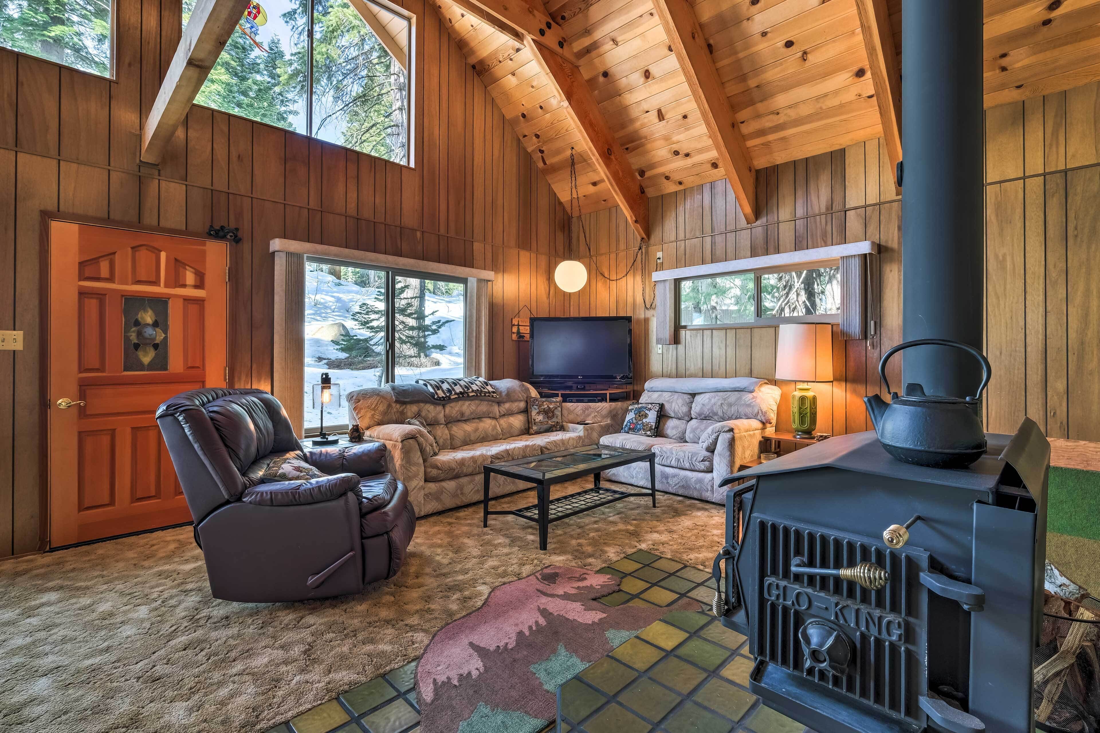 House (2 Bedrooms) | Interior