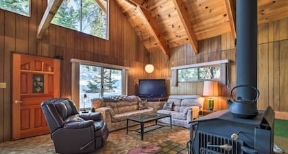 Near Hiking & Skiing: Bear Valley Cabin!