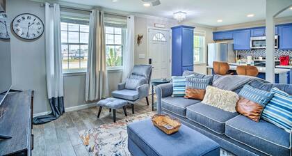 'blue Cottage in the Bayou' w/ Private Yard!