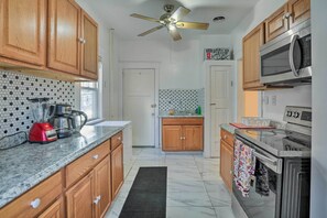 Microwave, oven, stovetop, blender
