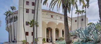 Catalina Island Duplex - Steps to Beach & Pier!