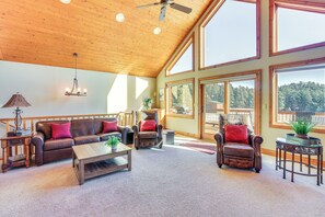 House (4 Bedrooms) | Interior - Keystone Cabin ~ 9 Mi to Mt Rushmore! (Hermosa)