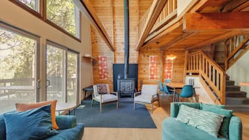 ู
ูุฒู (3 Bedrooms) | ุงูู
ูุดุฃุฉ ู
ู ุงูุฏุงุฎู