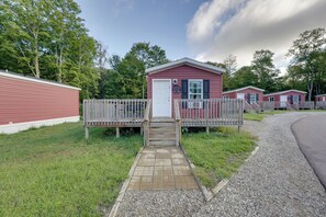 House (2 Bedrooms) | Interior - Cassopolis Cabin w/ On-site Fishing Pier! (Cassopolis)