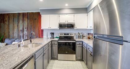 Resort Amenities: Beech Mtn Condo Near Skiing!