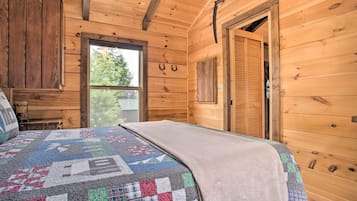 House (1 Bedroom) | Interior