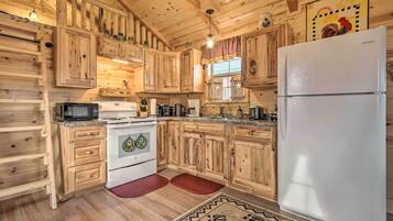 House (1 Bedroom) | Interior