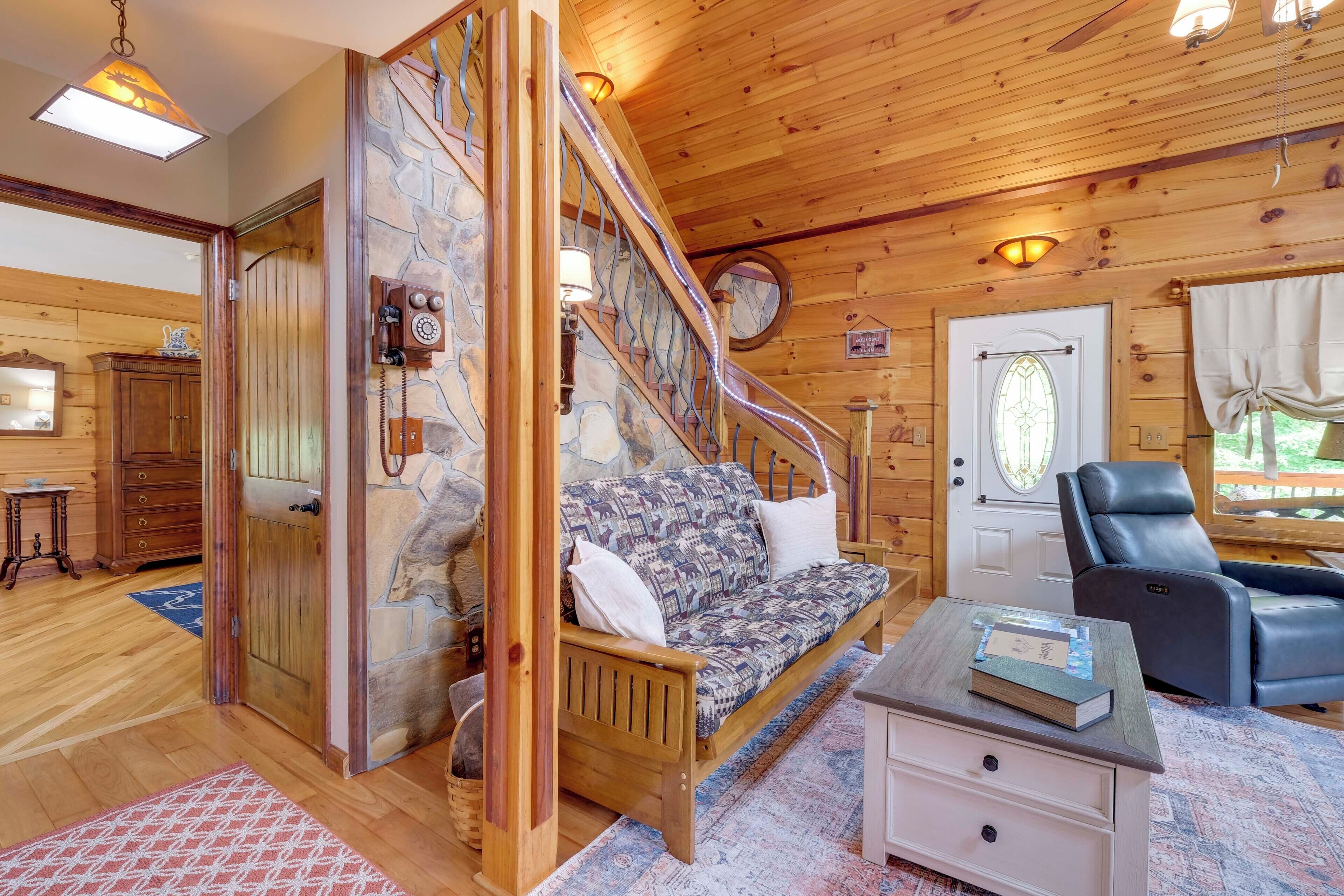 House (2 Bedrooms) | Interior