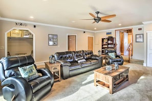 House (3 Bedrooms) | Interior - 4 Season, Waterfront Houghton Lake House w/ Dock! (Houghton Lake)