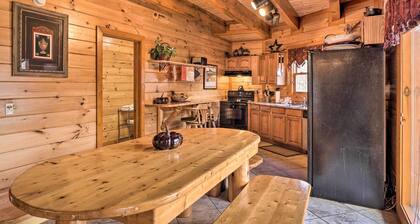 Cosby Cabin w/ Hot Tub ~ 18 Mi to Gatlinburg!