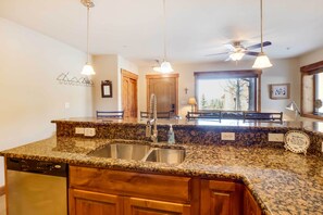 Interior - Central Fraser Condo 8 Mi to Winter Park Ski! (Winter Park)
