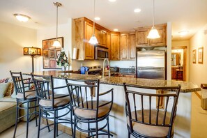 Apartment (1 Bedroom) | Interior