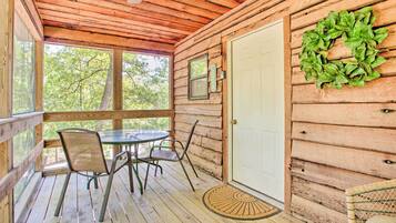 Apartment (0 Bedroom) | Interior