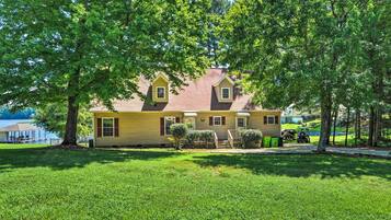 Hus (6 Bedrooms) | Overnatningsstedets facade