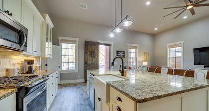 Carlton Landing Retreat w/ Eufaula Lake Access!