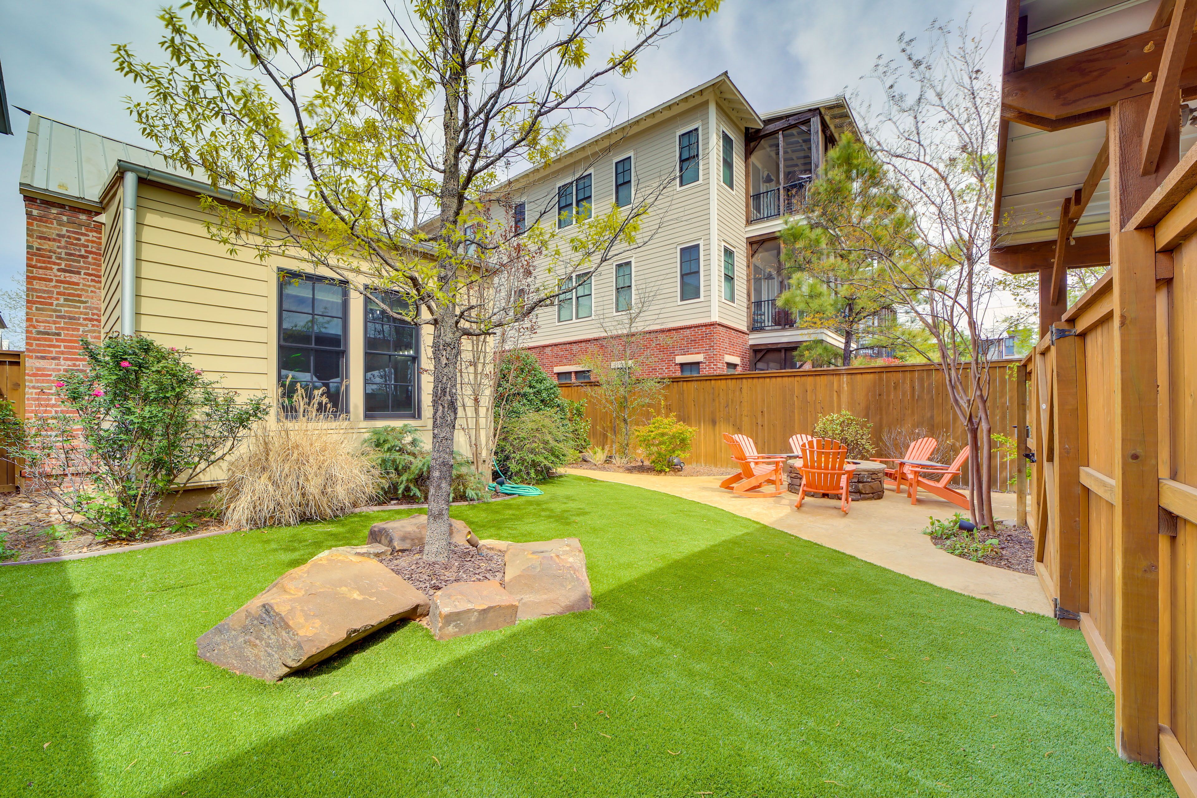 Carlton Landing Retreat w/ Eufaula Lake Access!