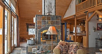 Brian Head Cabin Minutes From Slopes w/ Game Room!