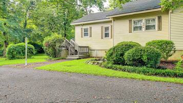 Apartment (1 Bedroom) | Interior