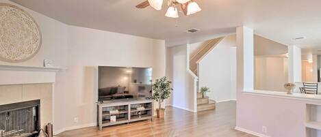 House (5 Bedrooms) | Interior