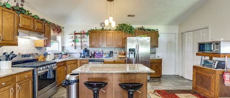 House (4 Bedrooms) | Interior