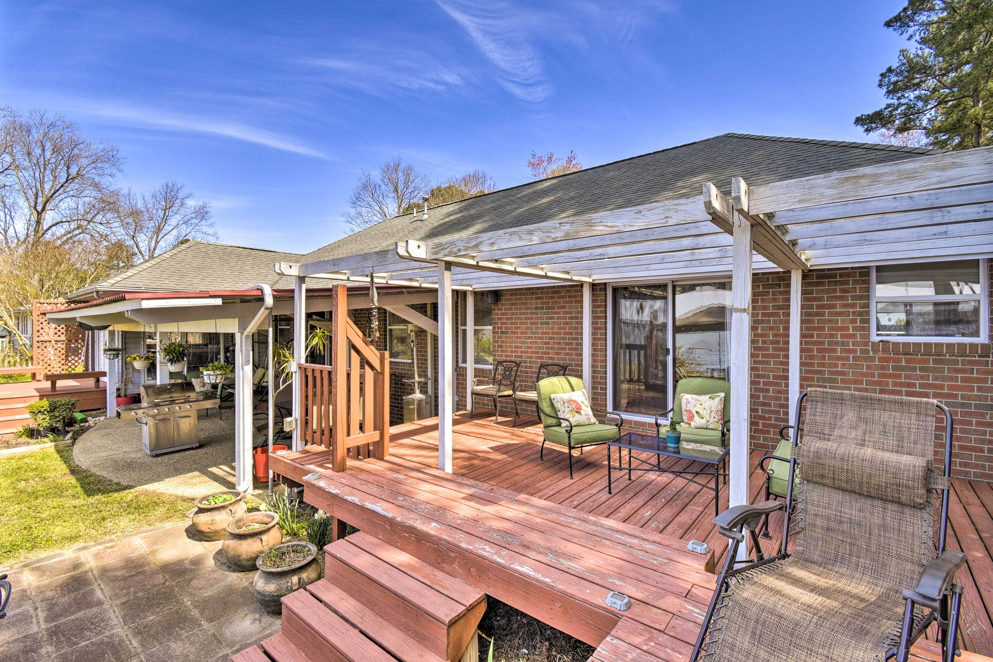 Gloucester Retreat w/ Backyard Oasis & Pier!